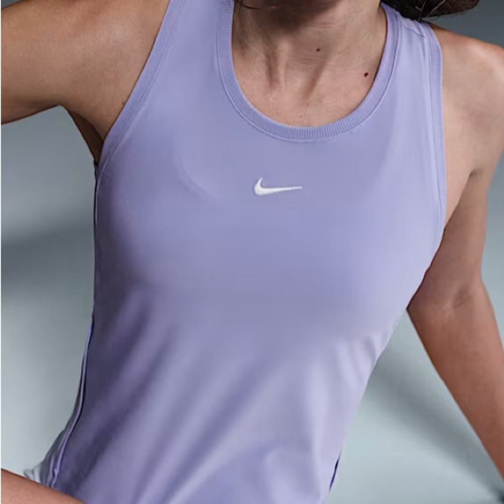 Nike Victory Dry-Fit Tennis Tank Top. Lilac color, size medium.